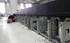 為什么操作臺必須具備線(xiàn)纜管理系統？