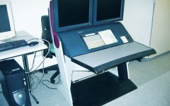 煤礦調度室調度臺主要管什么？
